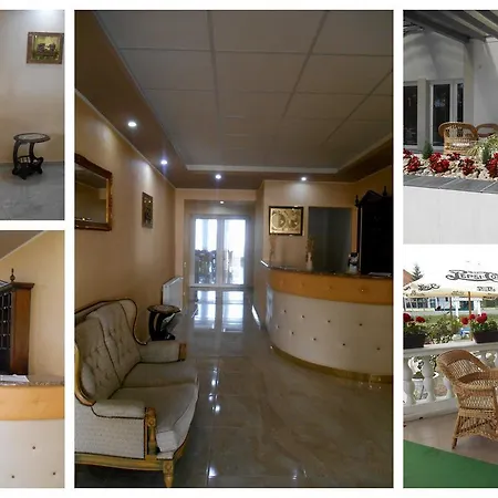 Hotel Holdfeny *