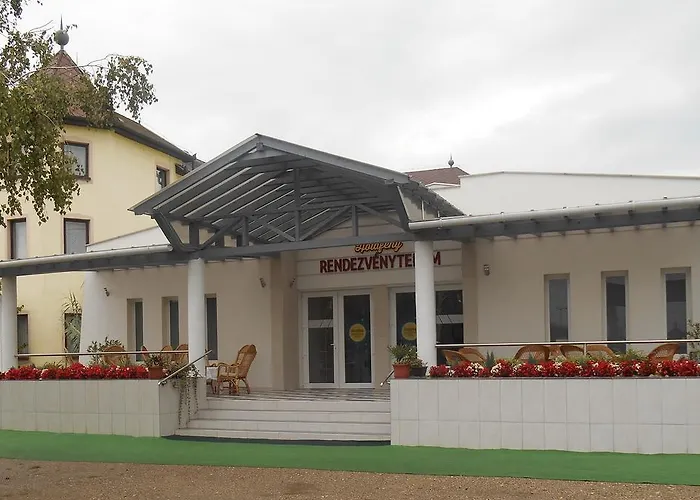 Hotel Holdfény